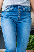 VERVET by Flying Monkey Jeans  Comfort-stretch denim, high rise waist, Skinny fitted legs with a light blue wash. Skinny, 27" Inseam* Rise: High Rise, 10" Front Rise* 98% Cotton, 2% Spandex Machine Wash Separately In Cold Water Stitching: Classic  Fly: Zipper     Style #: T5199 Contact us for any additional measurements or sizing.    *Measured on the smallest size, measurements may vary by size. 