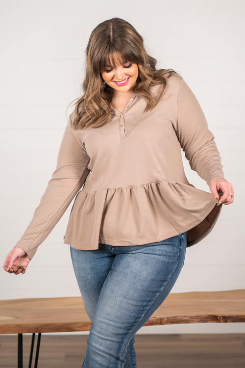 Blu Pepper Color: Taupe Ribbed Knit Long Sleeves Henley Neckline 94% POLYESTER 6% SPANDEX Style #: PCR1253 Contact us for any additional measurements or sizing. 