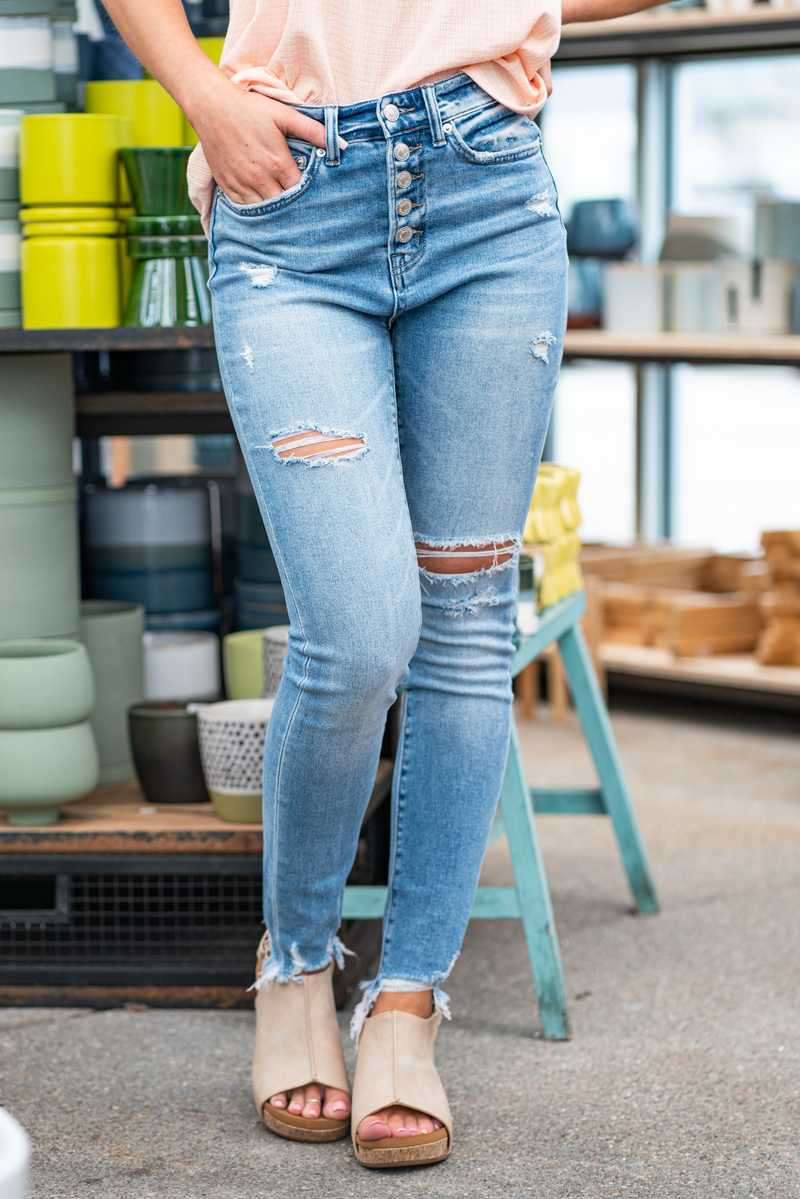 Denim by Zenana   Color: : Light Blue Wash  Cut: Skinny Fit, 28.5" Inseam*  Rise: High-Rise, 10.5" Front Rise* 93% COTTON 5% POLYESTER 2% SPANDEX Fly: Exposed Button Fly  Style #: DPP-1716LL Contact us for any additional measurements or sizing.   *Measured on the smallest size, measurements may vary by size. 