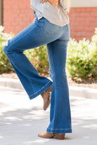 KanCan Jeans  Collection: Core Style Skinny, 31" Inseam  High Rise, 11.5" Front Rise Medium Blue Wash  95% COTTON, 4% POLYESTER, 1% LYCRA Fly: Exposed Button Fly Style #: KC8596M-PT Contact us for any additional measurements or sizing.