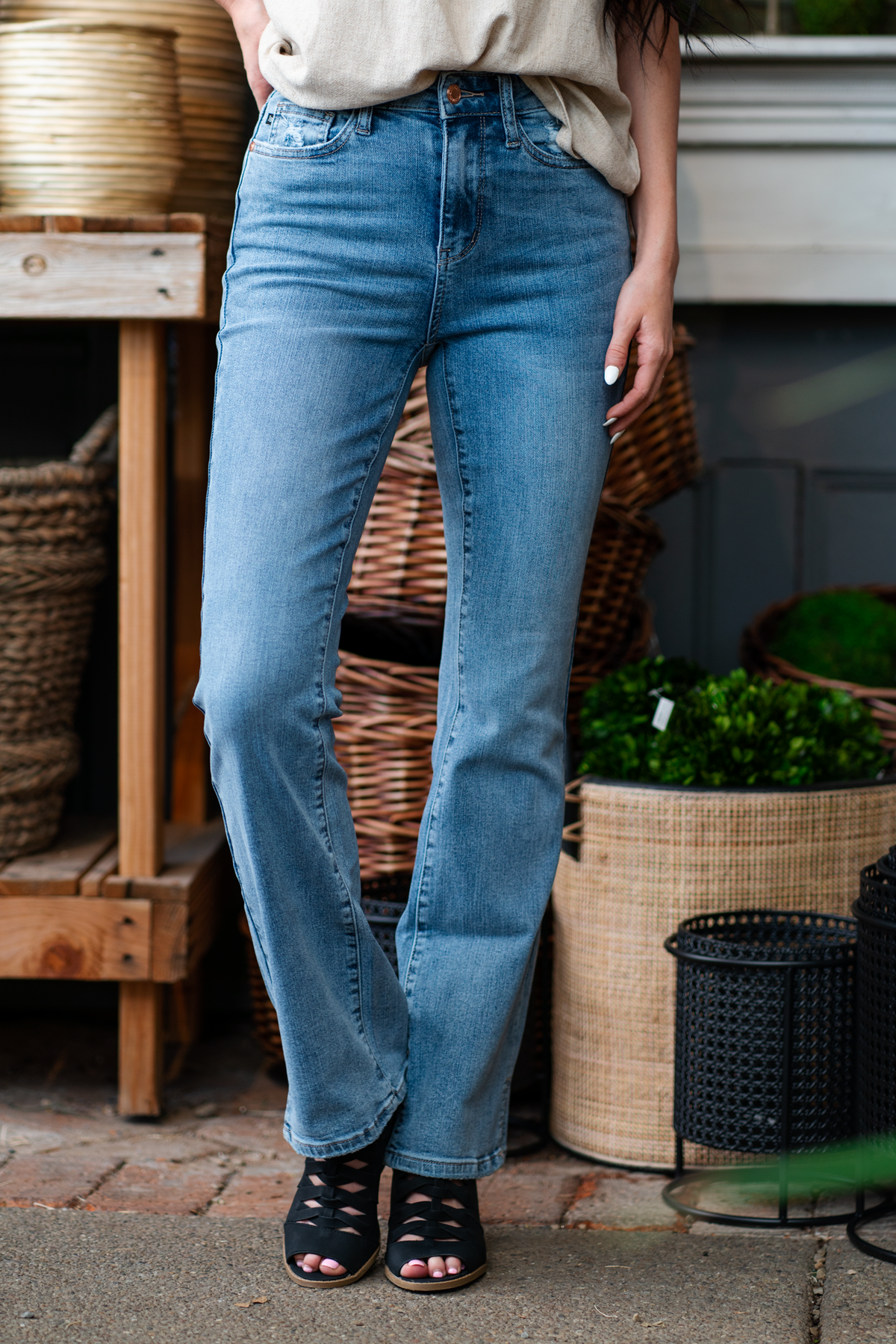 Judy Blue  Over your skinny jeans? The slim boot cuts will be your go to fit!  With a high-waist, they hit you at the right spot to tuck you in. Pair with some booties and a long sleeve henley for a cute and comfy look.   Color: Light Wash Cut: Boot Cut, 32" Inseam* Rise: High-Rise. 10.5" Front Rise* Material: 92% Cotton 6% Polyester 2% Spandex Machine Wash Separately In Cold Water Stitching: Classic Fly: Zipper Style #: JB88289 , 88289