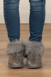 Booties | Very G  These boots from Very G are perfect to wear all winter your favorite jeans.  Style Name: Frost Color: Black Cut: Slip-On Rubber Sole Style #: VGLB0305-GreyLeopard Contact us for any additional measurements or sizing.   