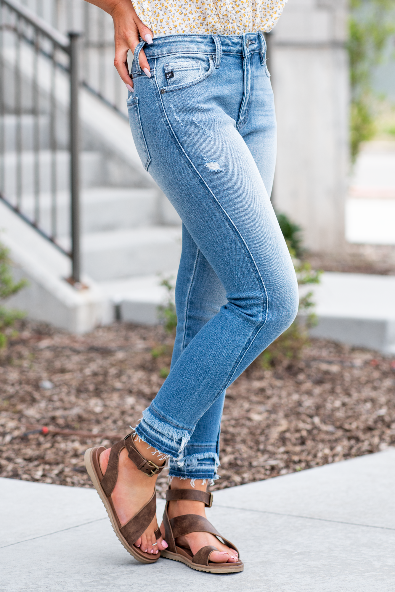 KanCan Jeans   KanCan Comfort Stretch  Color: Medium Blue Wash Cut: Ankle Skinny, 27" Inseam* Rise: High-Rise, 10" Front Rise* 94% COTTON, 5% POLYESTER, 1% SPANDEX Stitching: Classic Fly: Zipper  Style #: KC9257M Contact us for any additional measurements or sizing.  *Measured on the smallest size, measurements may vary by size.  