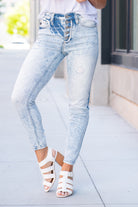 KanCan Jeans   KanCan Comfort Stretch  Color: Light Blue Wash Cut: Ankle Skinny, 27" Inseam* Rise: High-Rise, 10" Front Rise* 94% COTTON , 5% POLYESTER , 1% SPANDEX Stitching: Classic Fly: Zipper  Style #: KC9285L Contact us for any additional measurements or sizing.  *Measured on the smallest size, measurements may vary by size.  