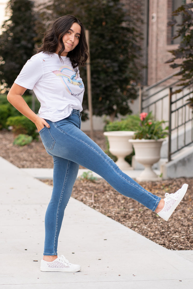 Kan Can Jeans Color: Medium Wash Cut: Skinny, 29" Inseam  Rise: High Rise, 10.5" Front Rise Booty Lift Seams  COTTON 94.9% POLYESTER 3.8% SPANDEX 1.3% Fly: Zip Fly Style #: KC7342M Contact us for any additional measurements or sizing. 