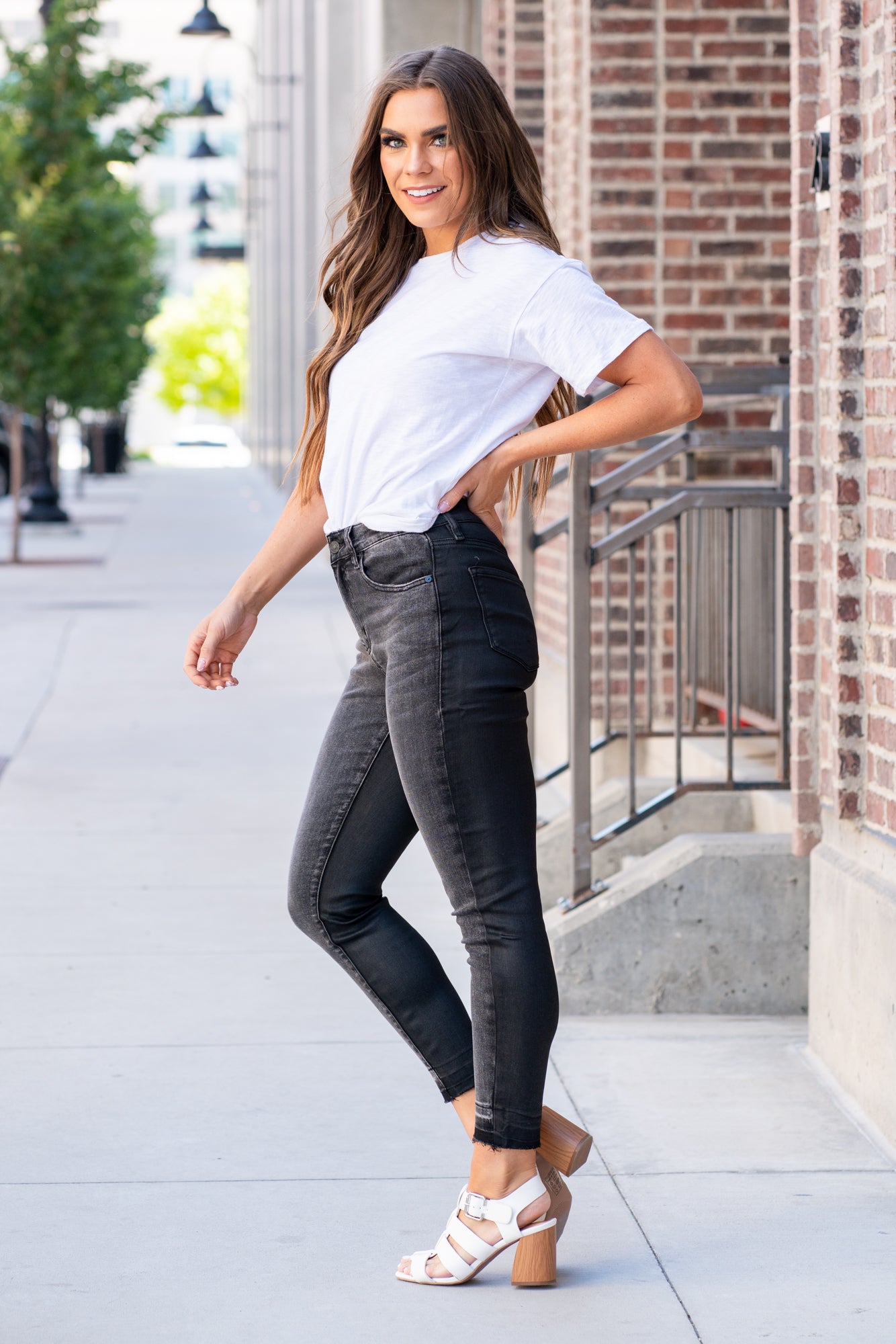 KanCan Jeans Color: Gray / Black Ankle Skinny, 27" Inseam* High Rise, 10.25" Front Rise* Fray Hem Ankle 97.5% COTTON , 2.5% SPANDEX Fly: Zipper Style #: KC6380BK Contact us for any additional measurements or sizing.    *Measured on the smallest size, measurements may vary by size. 