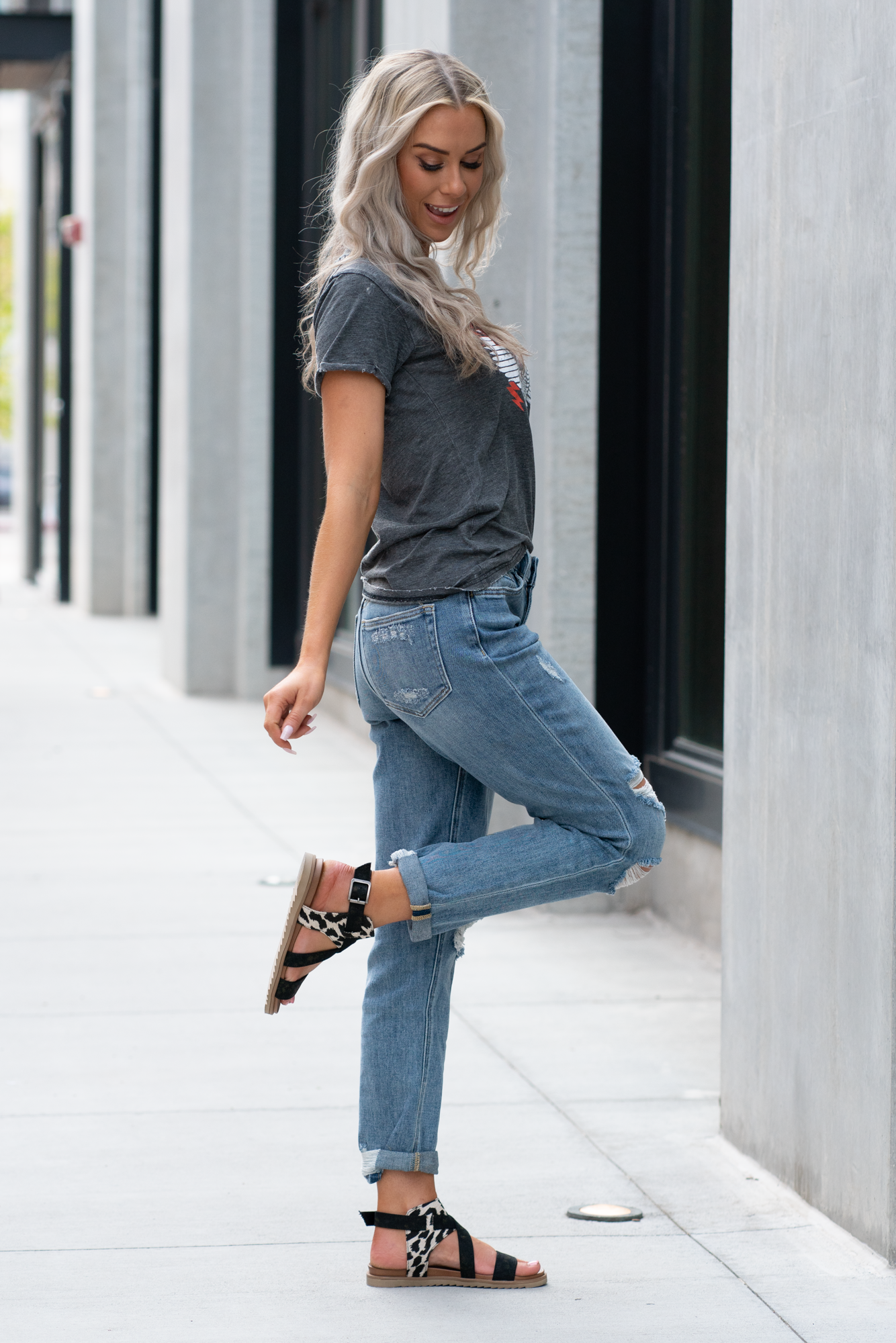 VERVET by Flying Monkey Jeans  These comfortable boyfriends have a cuffed hem and ripped legs. Pair with a white tee and sandals this season for a casual look. Boyfriend, 26" Inseam  Ripped Destroyed Hem Legs Rise: High Rise, 10" Front Rise 92%COTTON, 6%POLYESTER, 2%SPANDEX Machine Wash Separately In Cold Water Stitching: Classic Fly: Zipper Style #: V2116 Contact us for any additional measurements or sizing.  *Measured on the smallest size, measurements may vary by size.