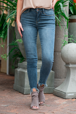 Judy Blue  These skinny jeans will be your go-to denim! With a mid-waist, they hit you at the right spot for a casual fit. Pair with a graphic tee and tennies.  Color: Medium Wash  Cut: Skinny, 8" Inseam* Rise: Mid-Rise. 9.75" Front Rise* Material: 91% COTTON,7% POLYESTER,2% SPANDEX Machine Wash Separately In Cold Water Stitching: Classic  Fly: Zipper Style #: JB88400 , 88400 Contact us for any additional measurements or sizing.    *Measured on the smallest size, measurements may vary by size. 