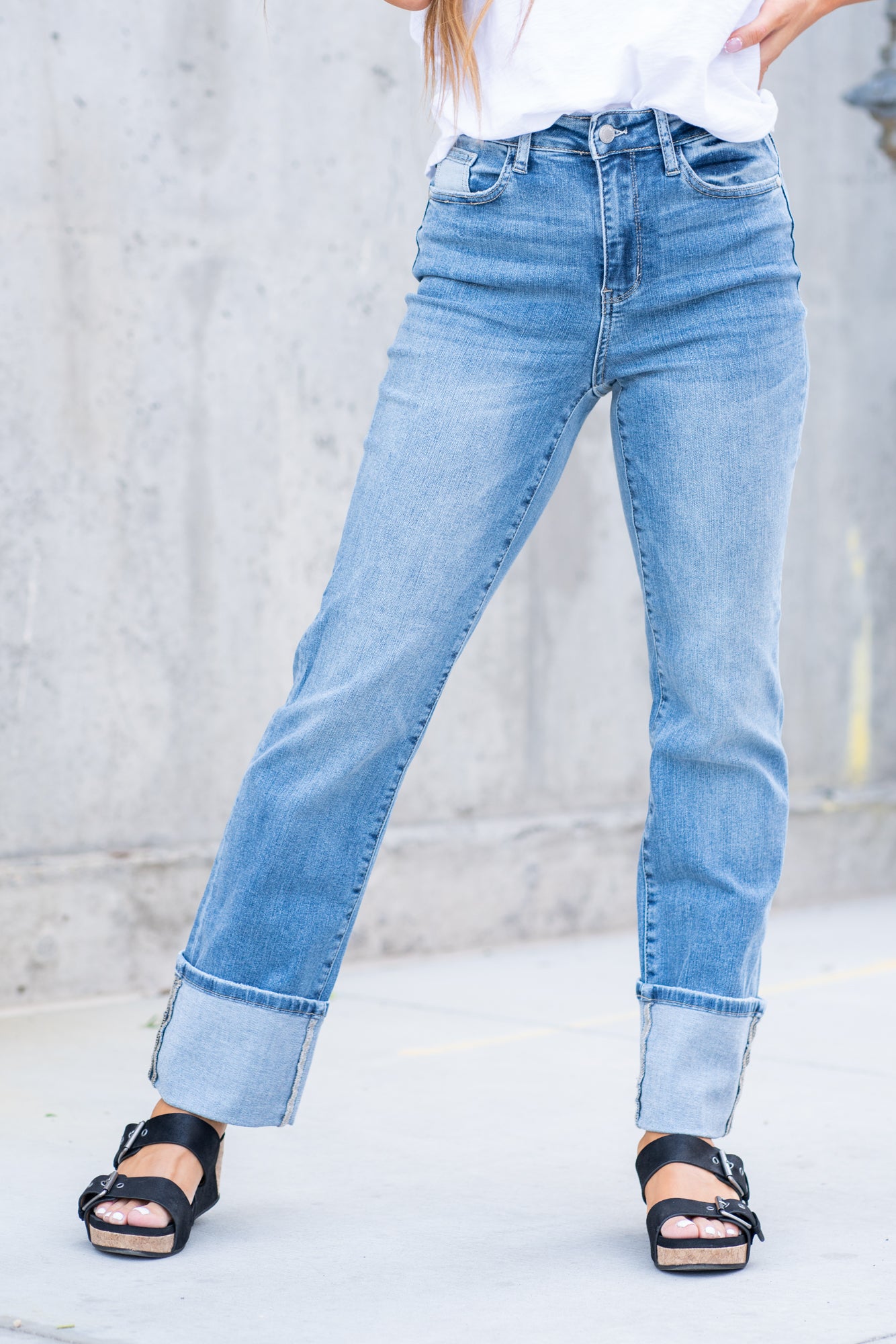 Judy Blue  Don't be afraid to wear high-waisted jeans, especially these straight fits. With a medium blue wash,  these will be new favorites!   Color: Medium Blue   Cut: Skinny, 30" Inseam Cuffed* Rise: High Rise, 10.75" Front Rise* Machine Wash Separately In Cold Water Stitching: Classic  Material: 92% Cotton / 7% Polyester / 1% Spandex Fly: Zipper Style #: JB88328 , 88328 Contact us for any additional measurements or sizing.    *Measured on the smallest size, measurements may vary by size. 