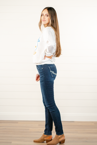 Not My First Rodeo!  Color: White Neckline: Round Sleeve: Long Sleeve Oversized Pull Over Style #: 5351-SS Contact us for any additional measurements or sizing.     