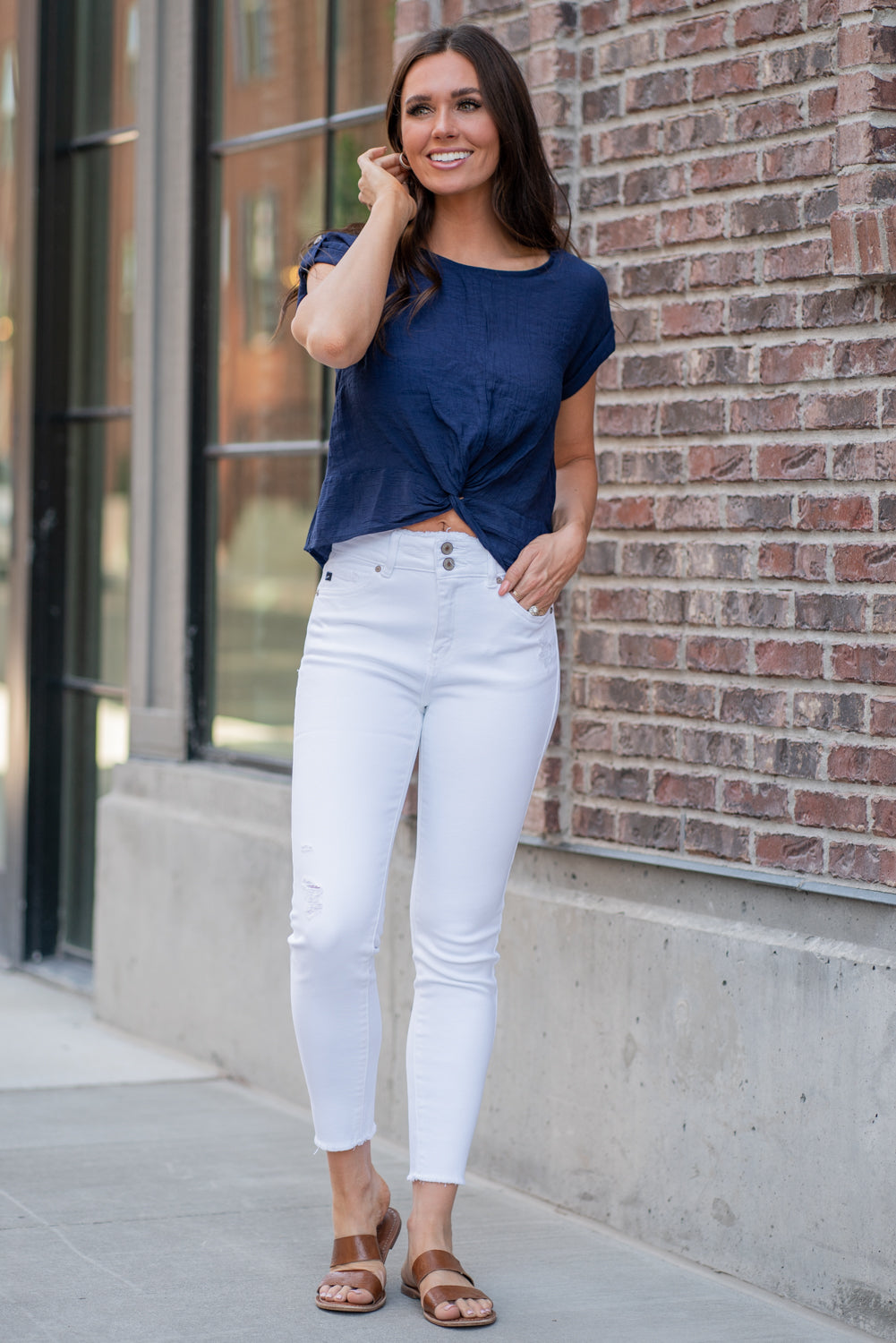 Kan Can Jeans  Collection: Summer 2020 Color: White Cut: Ankle Skinny, 27.5" Inseam Rise: High-Rise, 10" Front Rise Material: COTTON 94.8% POLYESTER 4% SPANDEX 1.2% Stitching: Classic Fly: Zipper with Double Button Style #: KC7317WT