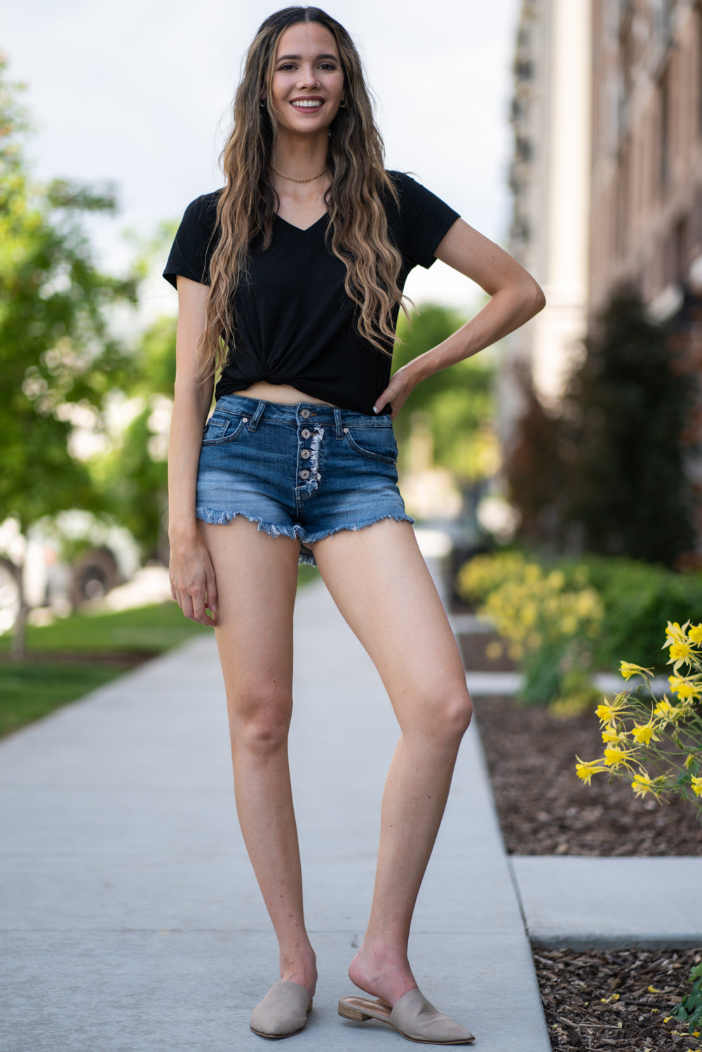 High Rise Shorts By Kan Can  Collection: Summer 2020 Frayed Hem Shorts High Rise, 9.5" Front Rise Shorts, 2" Inseam Dark Wash 97% COTTON / 1% T-400 (POLYESTER) / 2% LYCRA Stitching: Classic Fly: Zipper Style #: KC8576D