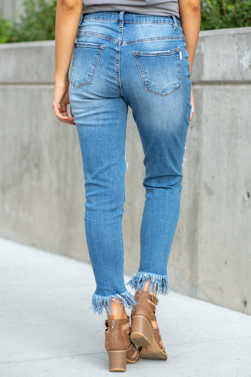 Nature Denim  Collection: Fall 2020 Color: Medium Blue Cut: Ankle Skinny, 27" Inseam Rise: High Rise, 10" Front Rise 98% COTTON 2% SPANDEX Stitching: Classic Fly: Zipper Style #: NT2079  Contact us for any additional measurements or sizing.  Haley is 5’6" and wears size 25 in jeans, a small top and 7.5 in shoes. She is wearing a 25 in these jeans.