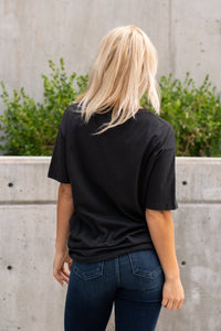 Zutter  Color: Black Neckline: Round Sleeve: Short Sleeve Distressed, Oversized tee  Material: COTTON 100% Style #: F525-7691-1 Contact us for any additional measurements or sizing.  